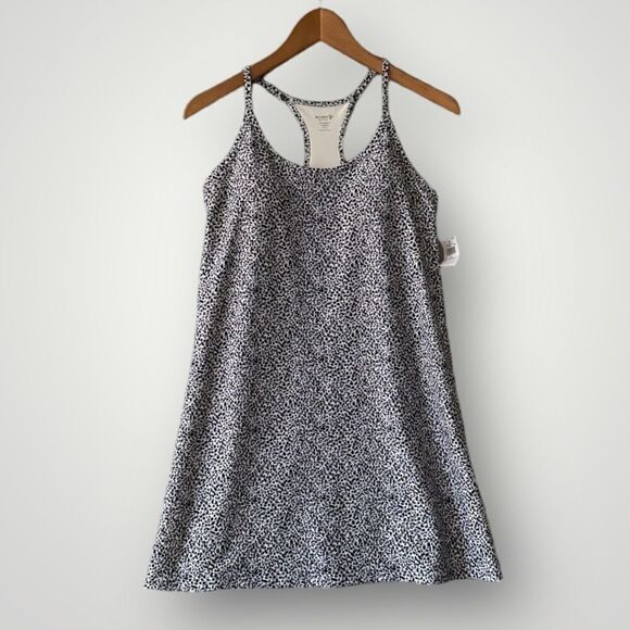 Old Navy Dresses & Skirts - 5 for $40  NWT Old Navy Sport Athletic Dress Women Size PM